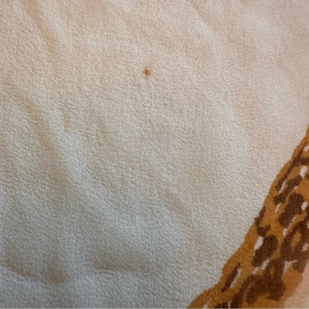N/A re scarf